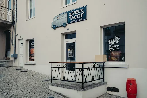 Au Vieux Tacot Saint Mart' à Rive-de-Gier