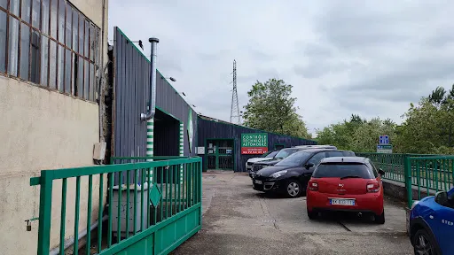 Centre contrôle technique DEKRA à Rive-de-Gier