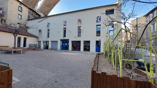 Centre Social et Culturel Henri Matisse à Rive-de-Gier