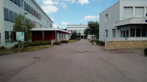 Lycée Georges Brassens à Rive-de-Gier